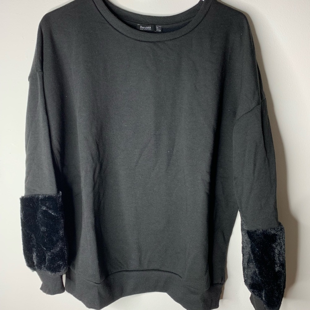 Bershka crewneck sweater